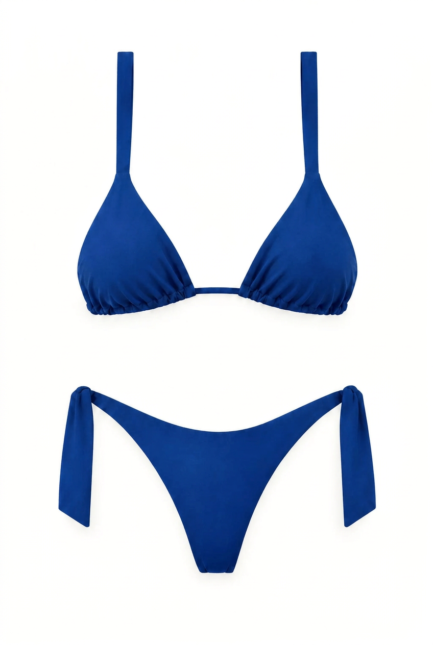 Bikini COCHE azul rey de MIZZBOGI, top triangular de tiras anchas y panty con amarres laterales, vista frontal.