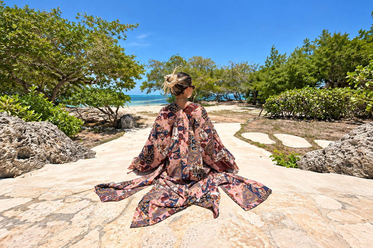 Encabezado Resort Wear con Cover 22