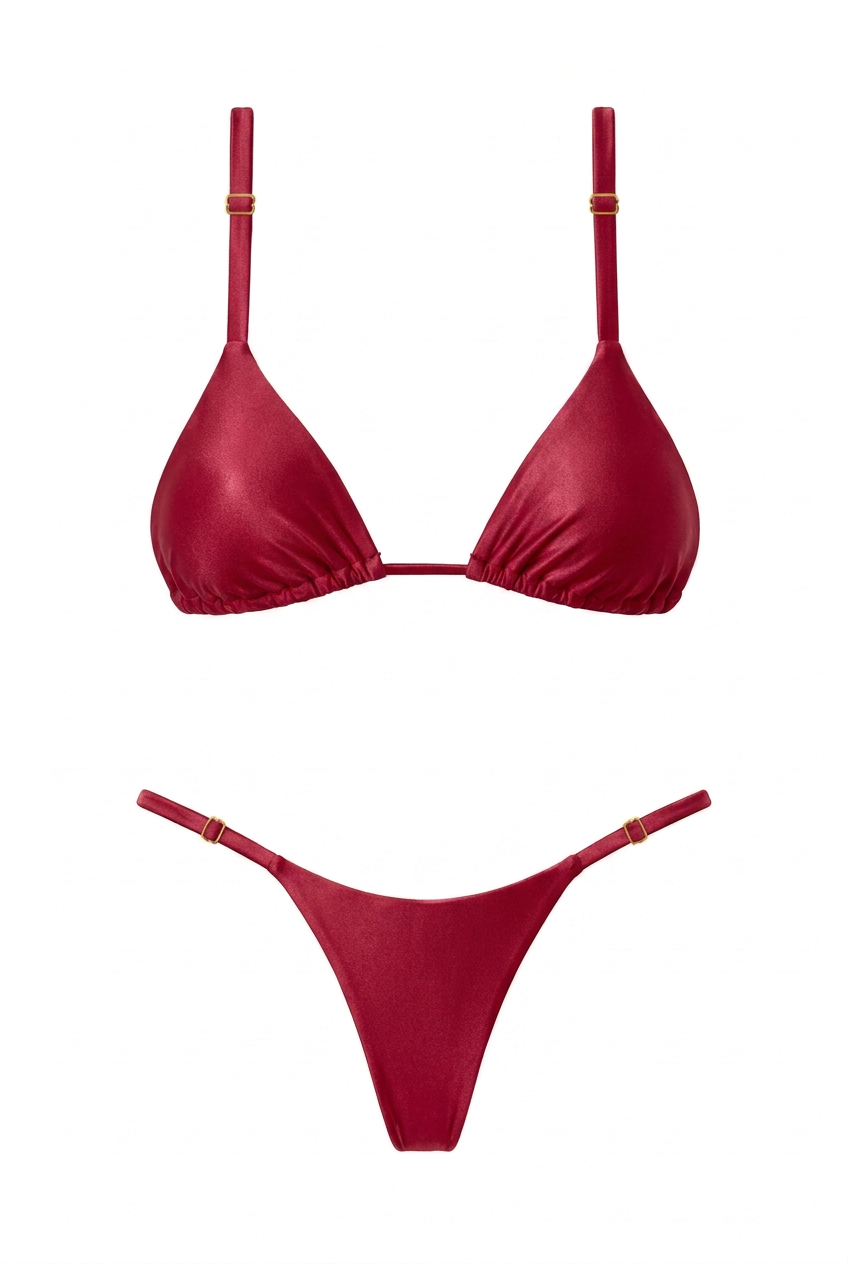Bikini LOS ROQUES rojo de MIZZBOGI, top triangular y panty de laterales regulables con herrajes dorados, vista frontal.